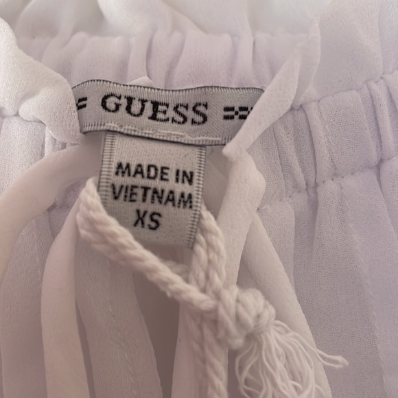 Guess blouse - Picture 3 of 3